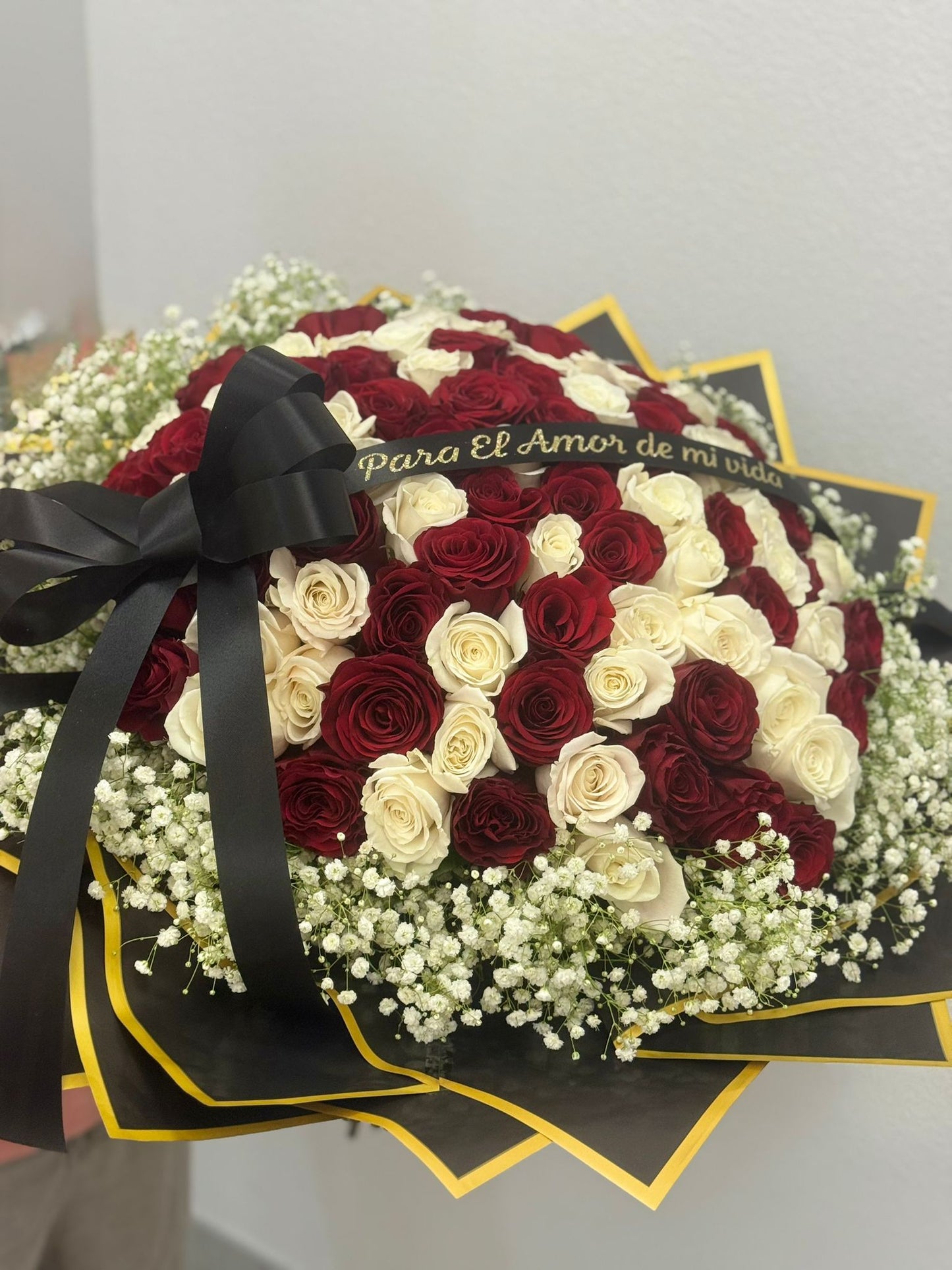 100 Roses Bouquet